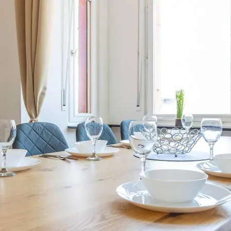 Stylische 100qm Fuer Max. 8 In Apartment Neuwied