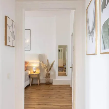 Apartment Stylische 100qm Fuer Max. 8 In Neuwied