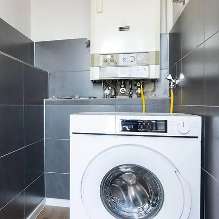 Apartment Stylische 100qm Fuer Max. 8 In *